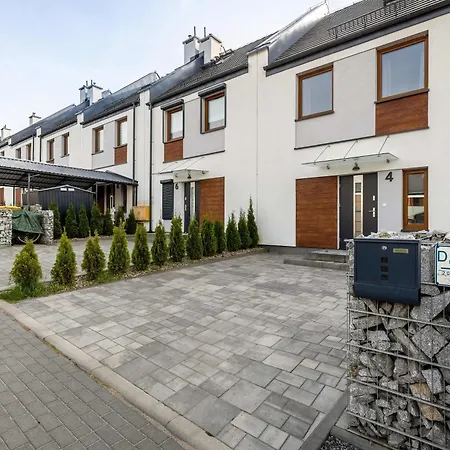 Spacious House Kolobrzeg With Garden Grill And Parking By Renters * Niekanin