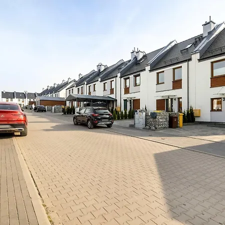 Spacious House Kolobrzeg With Garden Grill And Parking By Renters Дом отдыха *