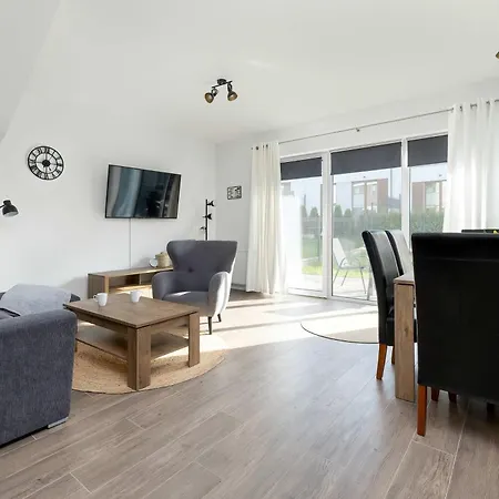 Дом отдыха Spacious House Kolobrzeg With Garden Grill And Parking By Renters *