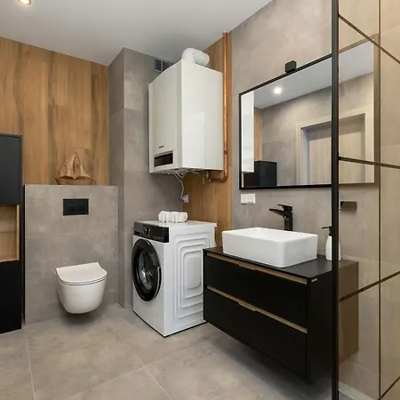 펜션 Spacious House Kolobrzeg With Garden Grill And Parking By Renters *
