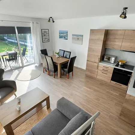 Spacious House Kolobrzeg With Garden Grill And Parking By Renters Дом отдыха *