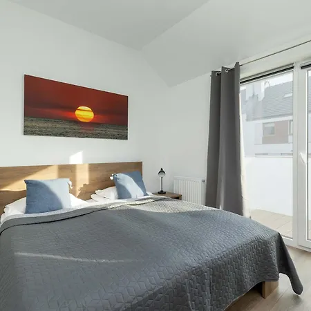 Spacious House Kolobrzeg With Garden Grill And Parking By Renters Дом отдыха *